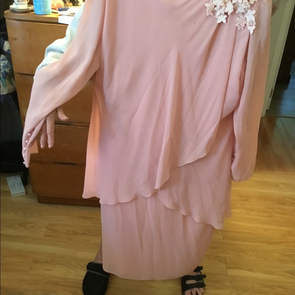 Women’s dress